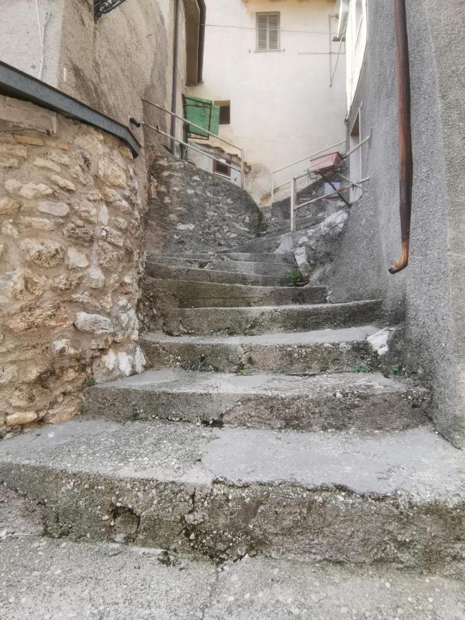 Il Torrione Poggio Bustone Exterior foto
